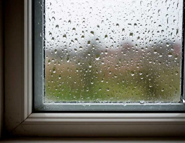 Почему плачут пластиковые окна